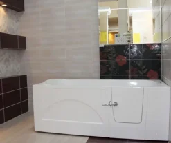 Azura Home Design Baignoire à porte EULALIE - 160cm* Baignoire À Porte