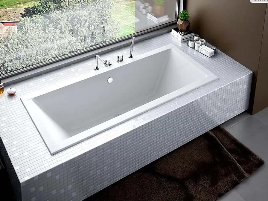 Besco Baignoire rectangulaire - 155 x 70 cm - sans Habillage - avec Pieds - Vidage Chrome - QUADRO SLIM