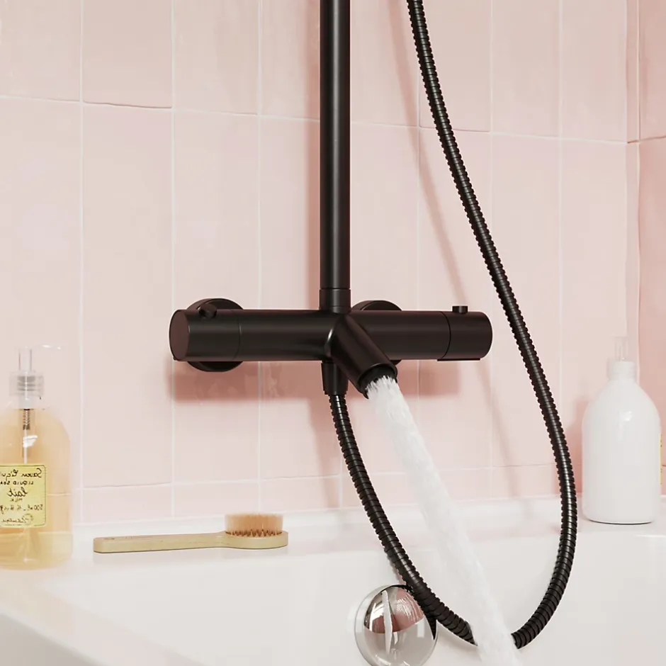 GoodHome Colonne de bain/douche thermostatique avec pommeau, douchette 3 jets, flexible, barre réglable, noir, Anika
