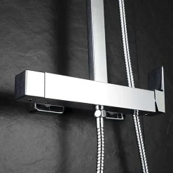 Kibath Colonne de douche carrée EXTRA FLAT, 73-122 cm, finition chrome poli, en laiton