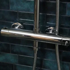 Essebagno Colonne de douche chromée avec mitigeur mécanique Luisa