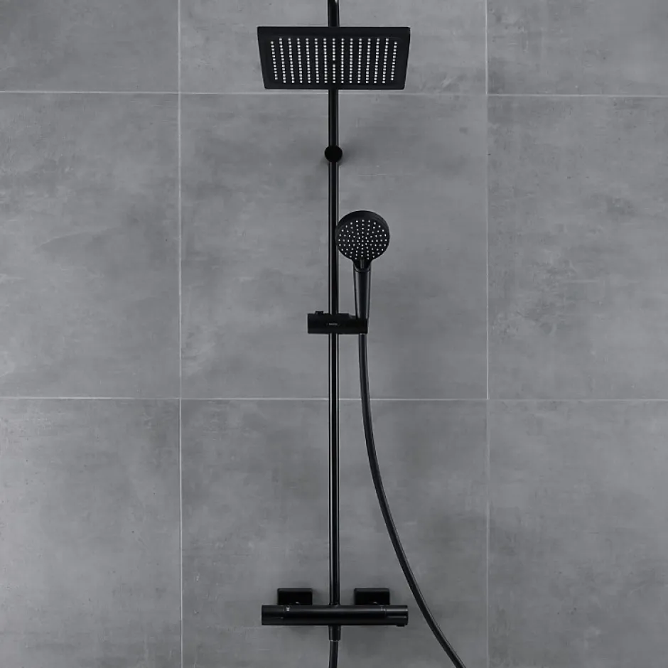 Hansgrohe Colonne de douche thermostatique Vernis Shape 230 noir mat