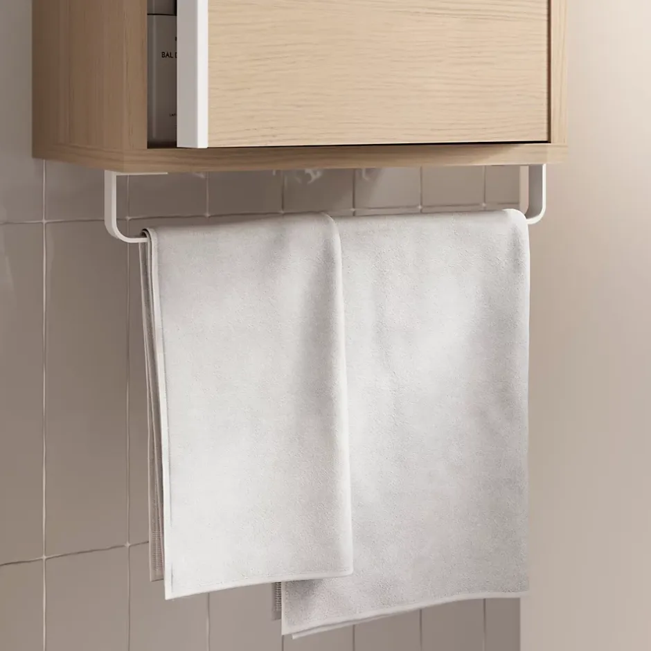 GoodHome Colonne de salle de bains suspendue avec porte-serviettes effet bois l.36 x H.115 x P.30 cm, Maza