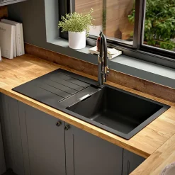 GoodHome Evier à encastrer en composite quartz noir 1 bac et égouttoir l. 50 x H. 30,4 x P. 19,7 cm Torla
