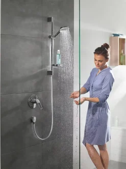 Hansgrohe Logis Pack Mitigeur monocommande + Set de douche Crometta Vario avec porte-savon (71600000-Crometta2)
