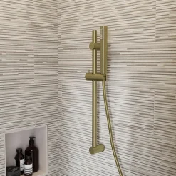 GoodHome Kit de douche sans robinetterie avec barre réglable + douchette + flexible, doré brossé, Owens* Colonne De Douche Sans Robinetterie