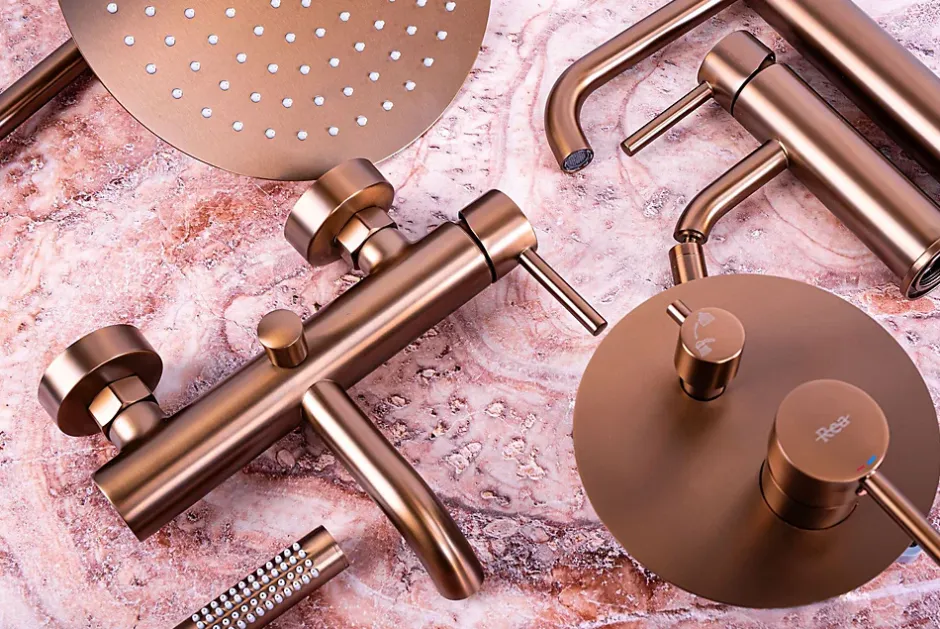 Rea Kit de douche-baignoire encastrée Lungo Copper Brush + box