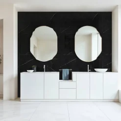 Decoon Lot de 4 Dalles Murales Douche SPC/PVC Décor Marbre Noir satiné - 59,2x118,4cm - 2,8M²