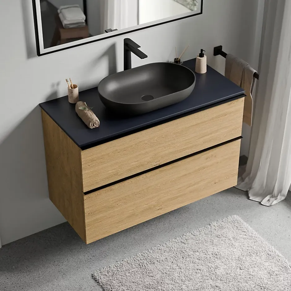 Bernstein Meuble sous vasque suspendu MDF Chêne miel, plan vasque Bleu nuit mat, poignée Noir mat - 80x46x62cm - LAVOA* Meuble Sous-Vasque