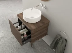 Baden Meuble sous-vasque à suspendre l.61 cm avec plan de toilette, vasque à poser et pieds H.29 cm, effet noyer, Idra