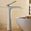 Kroos Mitigeur cascade Blanc pour Lavabo Chromé Design Moderne