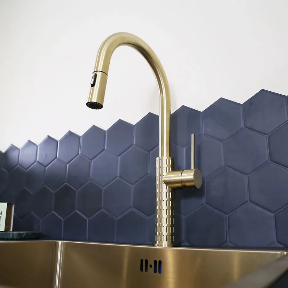 Essebagno Mitigeur de cuisine doré avec douchette Architek