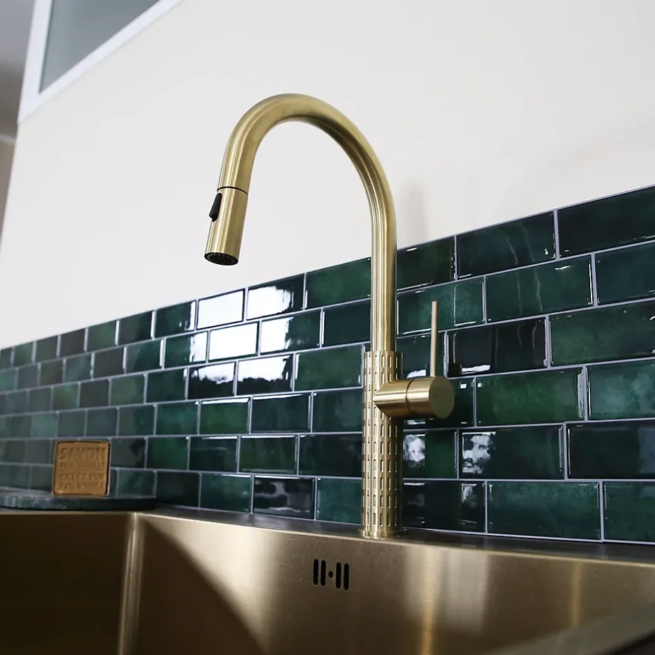 Essebagno Mitigeur de cuisine doré avec douchette Architek