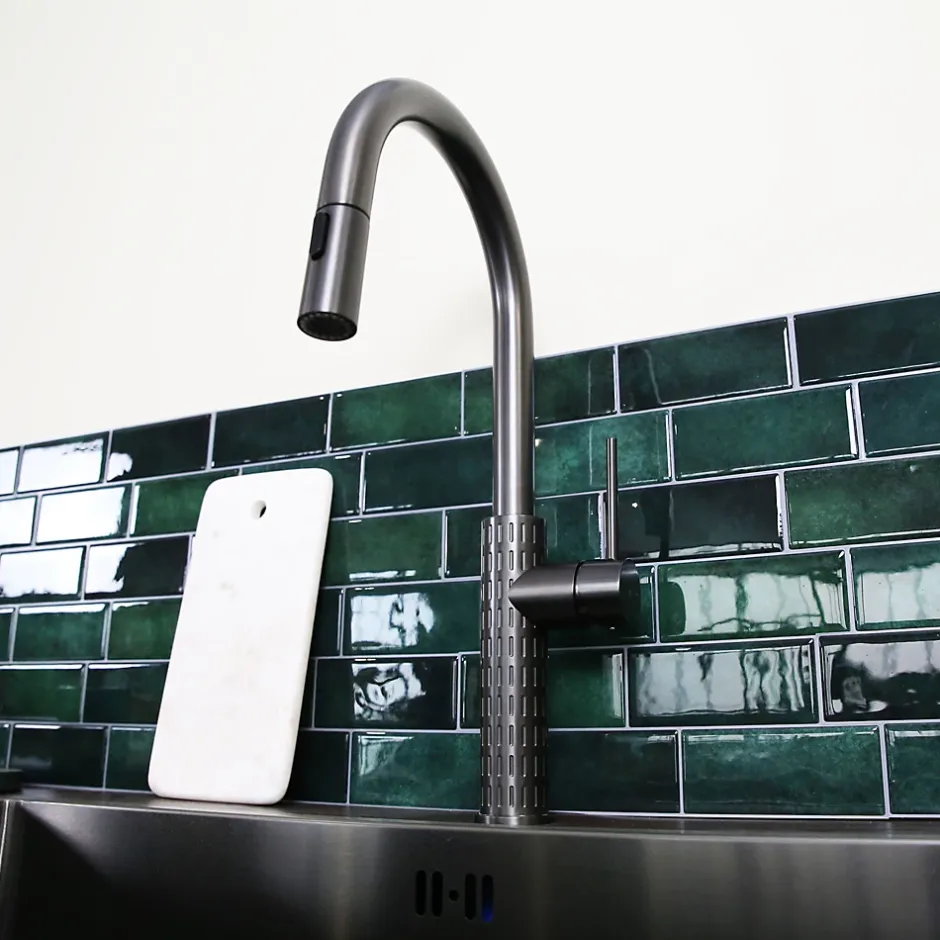 Essebagno Mitigeur de cuisine gun métal avec douchette Architek