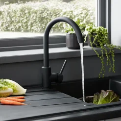 Cooke & Lewis Mitigeur de cuisine haut en laiton noir H.33,5 cm, Katiki* Evier Et Robinet De Buanderie