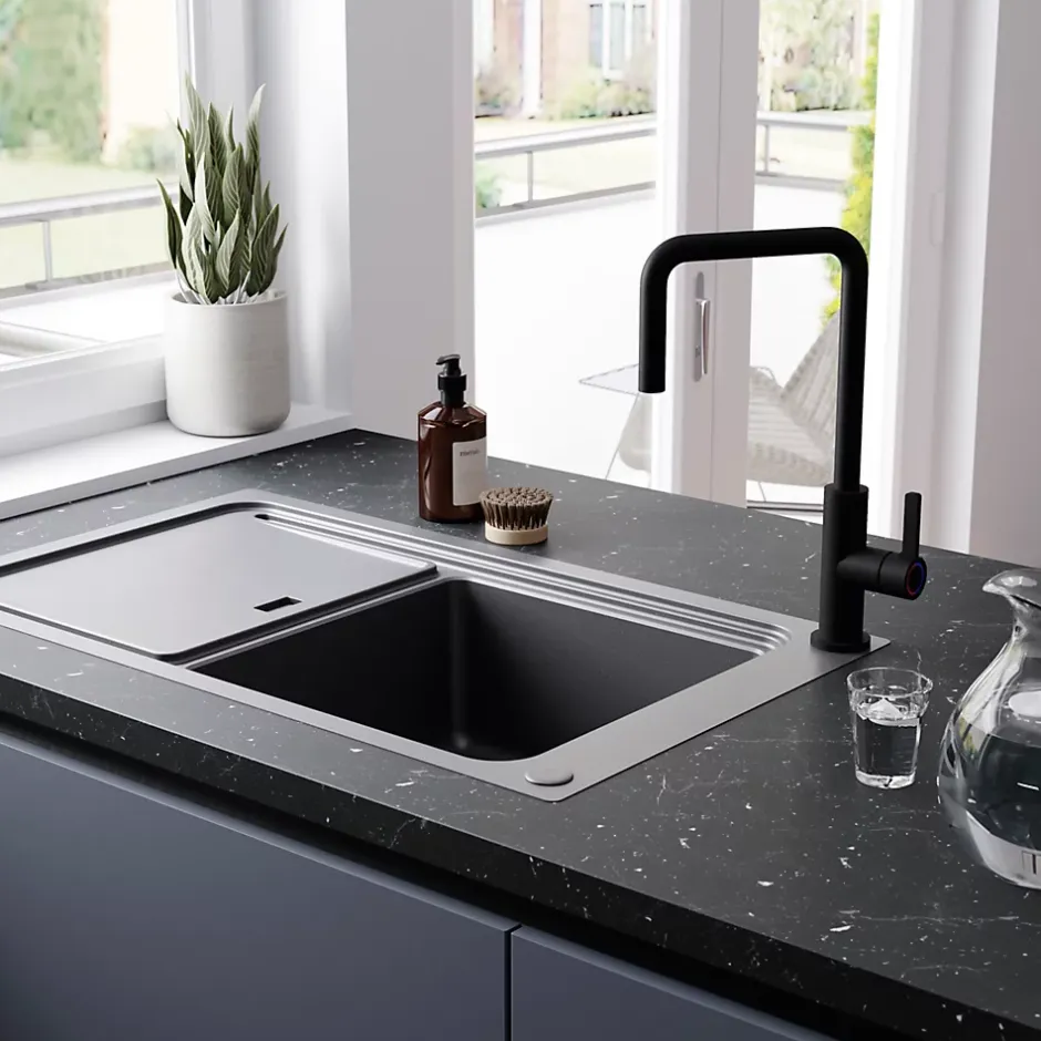 GoodHome Mitigeur de cuisine noir mat Kamut* Evier Et Robinet De Buanderie