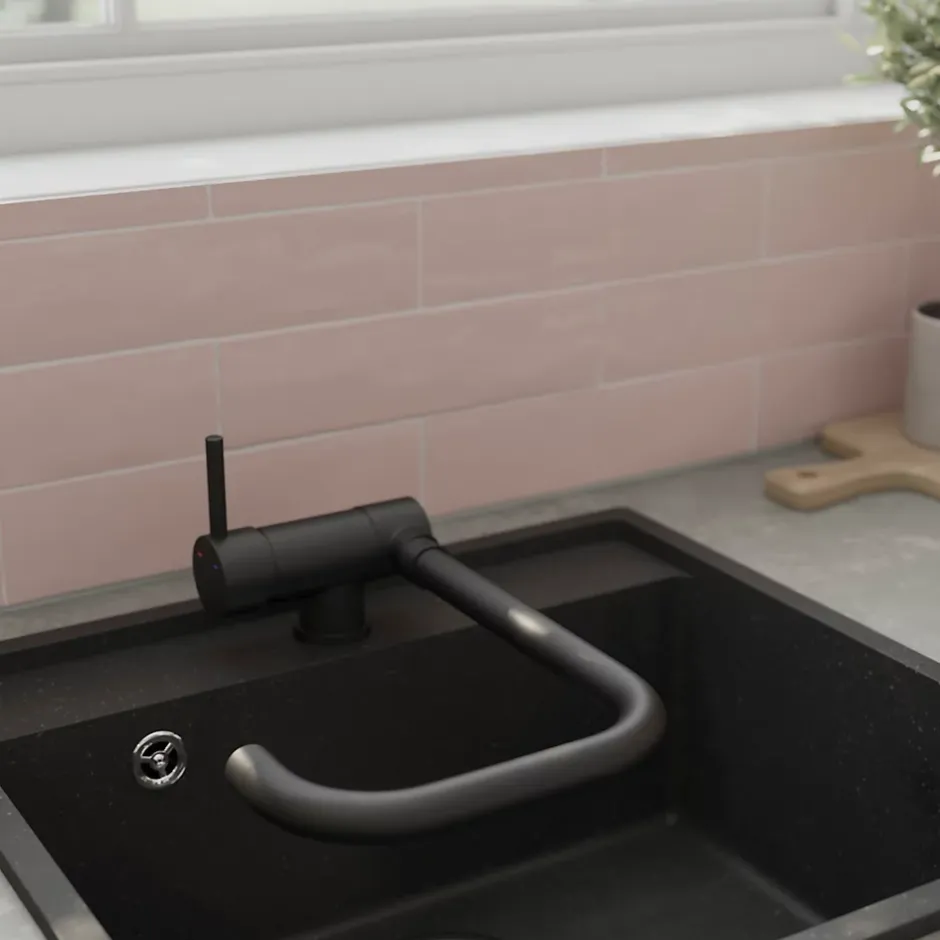 GoodHome Mitigeur de cuisine rabattable noir mat Deltana
