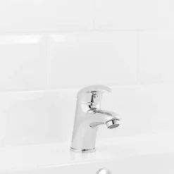 GoodHome Mitigeur de lavabo chromé Blyth