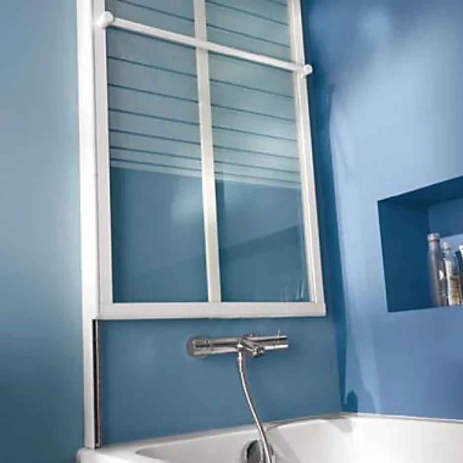 Atmo Pare-baignoire relevable 2 volets profilés blanc 140 x 104 cm Ecume