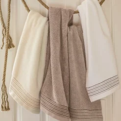 Linnea Parure de bain 6 pièces JULIET Beige 520g/m2* Serviette De Bain