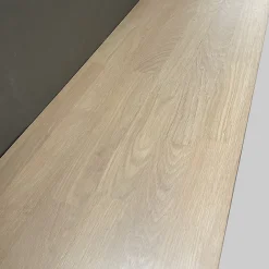 Byca Plan 110 cm en bois aspect lamellé collé recoupable + fixation