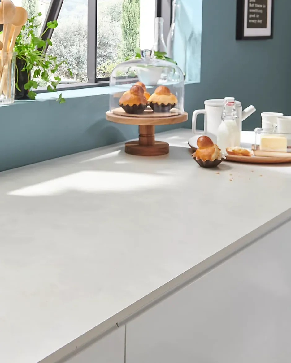 GoodHome Plan de travail compact 1 face blanc / 1 face aspect pierre Nepeta L.300 x l.62 x Ép.1,2 cm