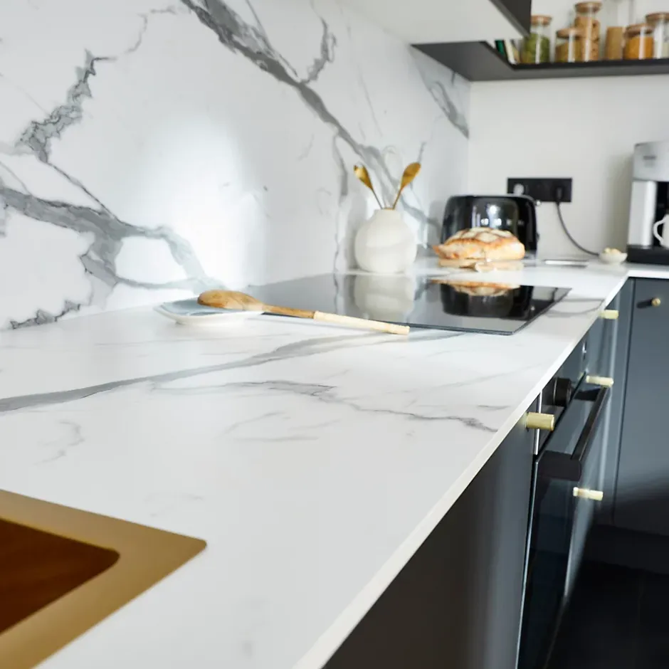 GoodHome Plan de travail compact aspect marbre blanc Nepeta L.300 x l.62 x Ép.1,2 cm* Plan De Travail Buanderie
