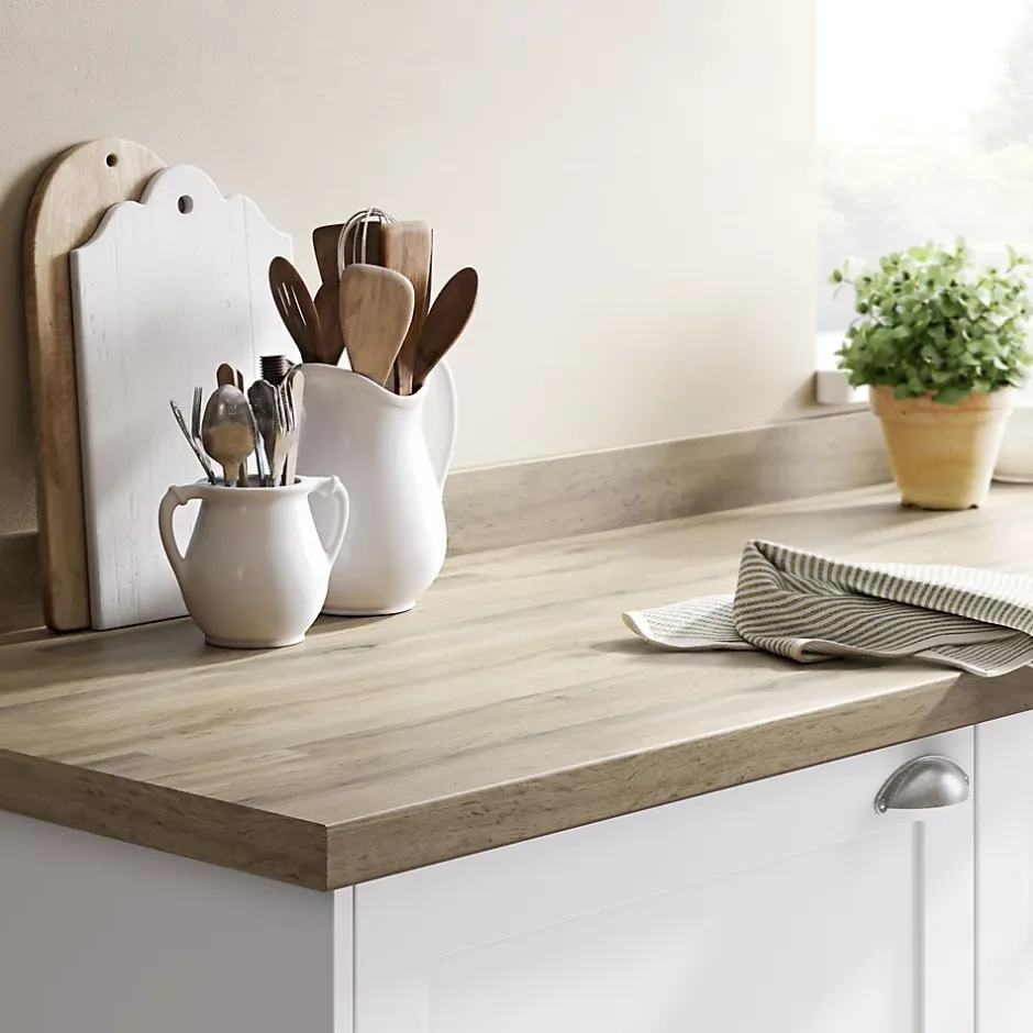 GoodHome Plan de travail stratifié aspect bois Kabsa L.300 x l.62 x Ép.3,8 cm