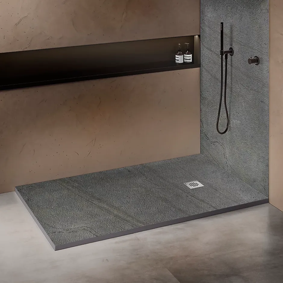 U-tile Receveur 150 x 100 cm HD en pierre naturelle gris grille excentrée