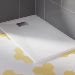 Kinedo Receveur Kinesurf biocryl 160 x 90 cm avec bonde centrée sur la largeur