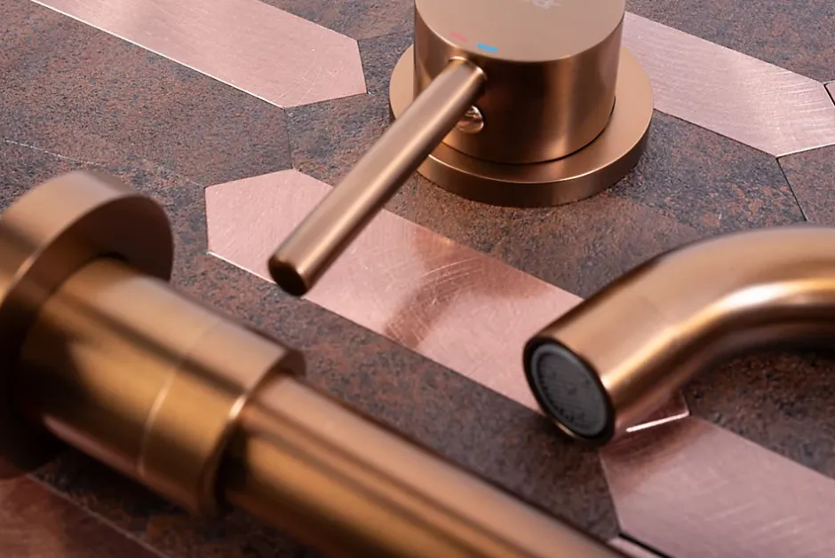 Rea Robinet de lavabo encastré Lungo brushed copper + box