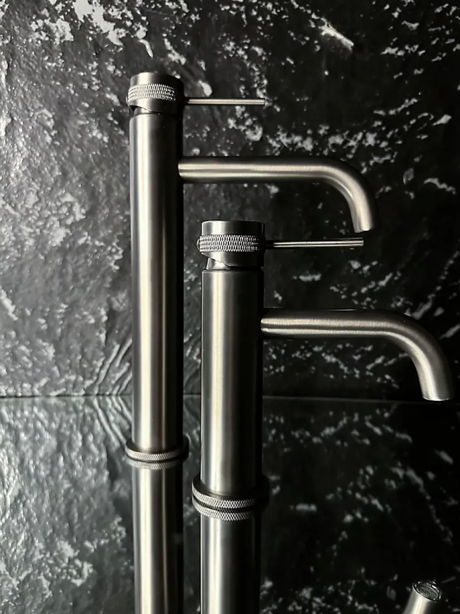 Rea Robinet De Lavabo Lungo Grip High Titanium* Robinet Lave-Mains
