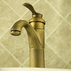 Kroos Robinet lavabo, finition en laiton pour un style classique