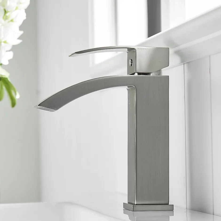 Saniverre Robinet mitigeur bec cascade LERIO chrome brossé -* Robinet Lavabo Et Vasque