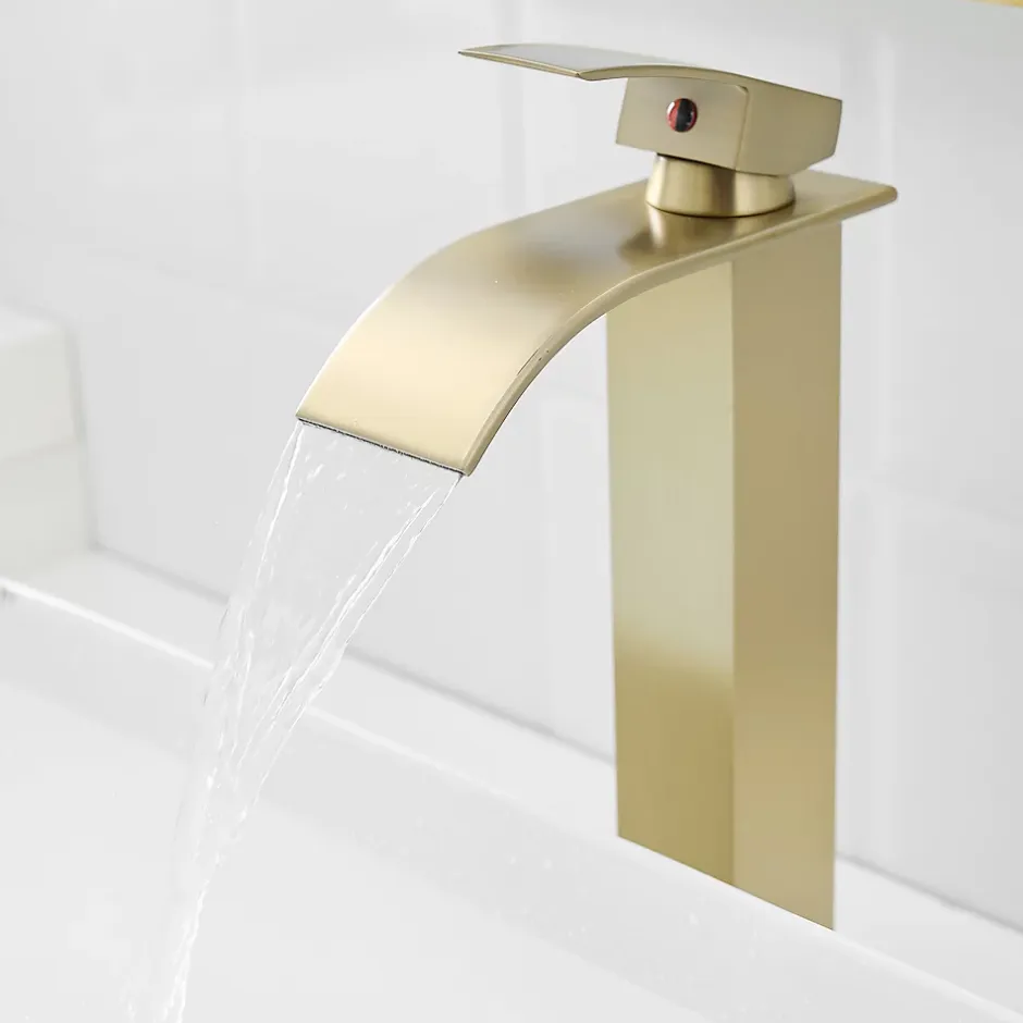 Saniverre Robinet mitigeur haut TIBRE XL bec cascade or brossé -* Robinet Lavabo Et Vasque
