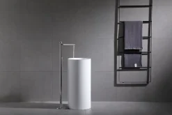 Bernstein Robinet mitigeur sur pied pour lavabo totem 8046 - chrome ou noir mat Chrome