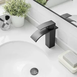 Saniverre Robinet mitigeur TIBRE bec cascade extra-plat noir chromé -