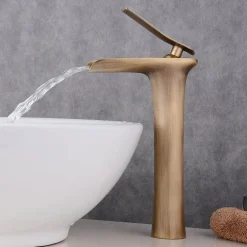 Kroos Robinet pour vasque antique laiton finition bronze