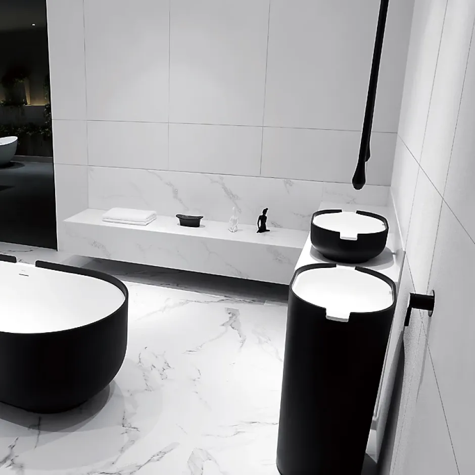 Bernstein Robinetterie pour installation au plafond DROP 135 - longueur 135cm - finition Noir mat