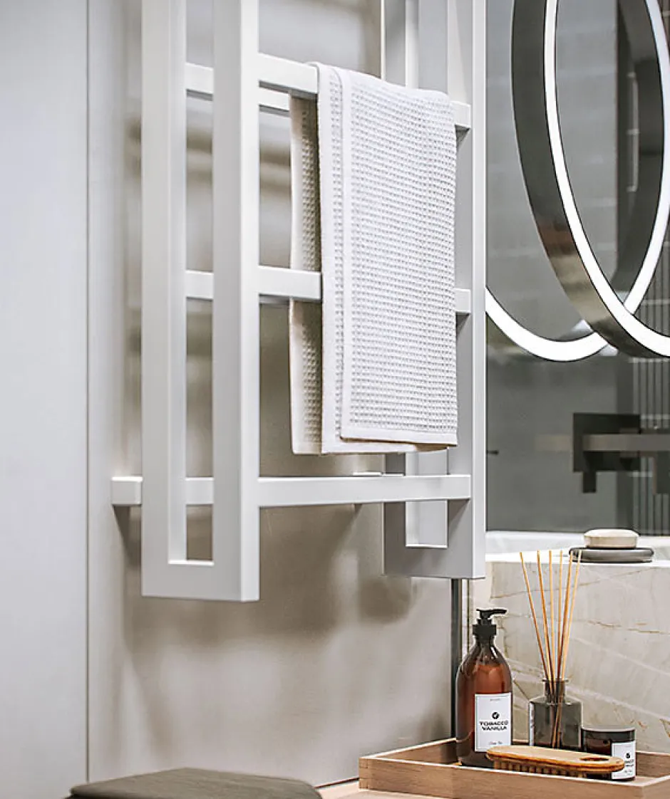 Matisere Sèche-serviette mixte blanc de 920mm de haut et 300mm de large - 383 Watt - STA920/300V2B* Sèche-Serviettes Mixte