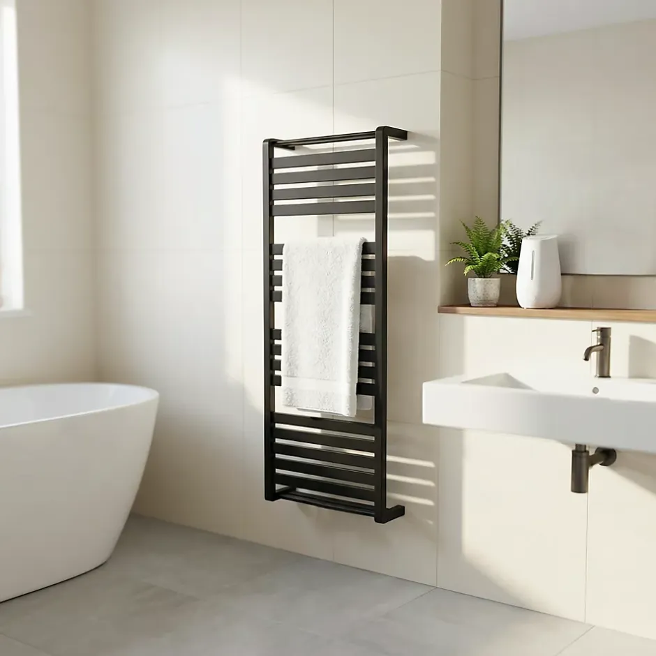 GoodHome Sèche-serviettes eau chaude en acier Loreto vertical anthracite 679 W* Sèche-Serviettes Eau Chaude
