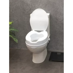 Aidapt Siège de toilette surélevé en plastique avec couvercle Senator blanc - Hauteur 10 cm* Wc Pmr